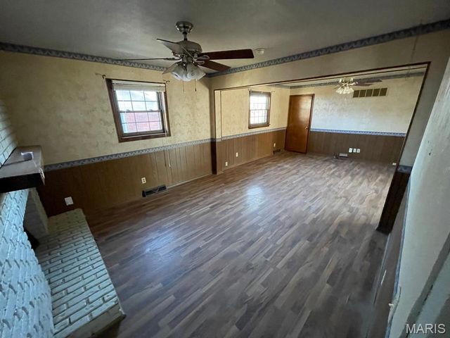 102 Linda Drive, Fairview Heights, IL 62208