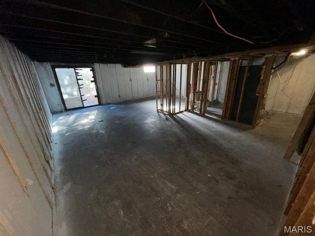 102 Linda Drive, Fairview Heights, IL 62208