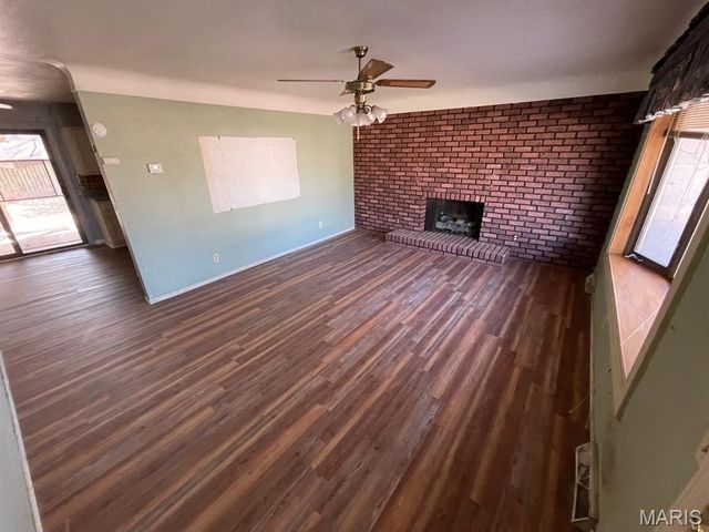 102 Linda Drive, Fairview Heights, IL 62208