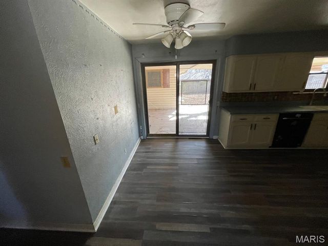 102 Linda Drive, Fairview Heights, IL 62208