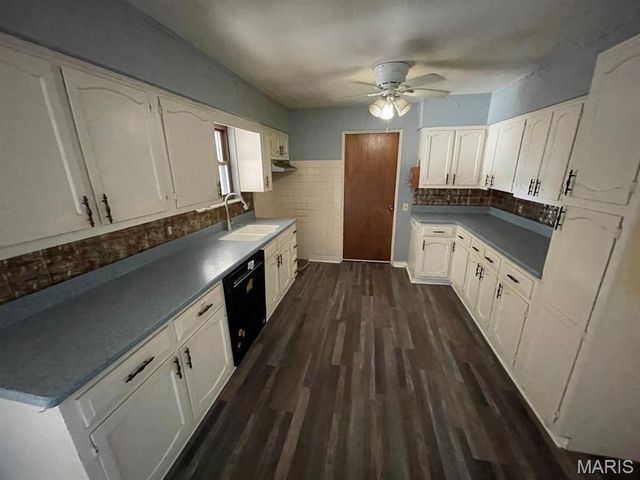 102 Linda Drive, Fairview Heights, IL 62208