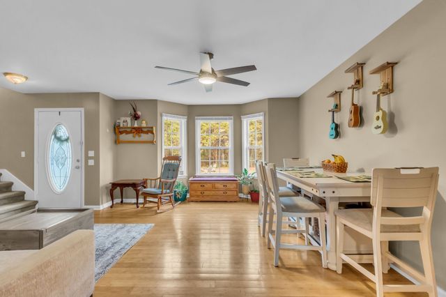 4897 Pyles Rd, Chapel Hill, TN 37034