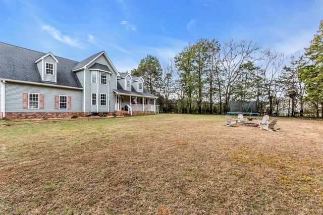 4897 Pyles Rd, Chapel Hill, TN 37034