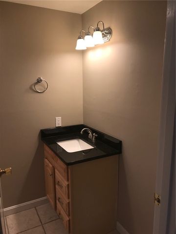 41 Pheasant Run 41A, Smithfield, RI 02917