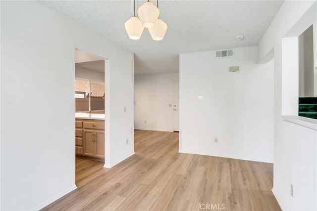 3682 N Pole, Riverside, CA 92503