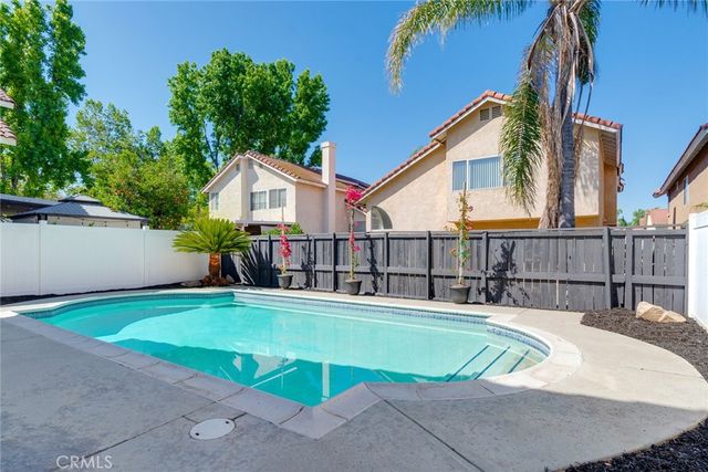 3682 N Pole, Riverside, CA 92503