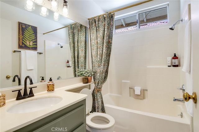 3682 N Pole, Riverside, CA 92503