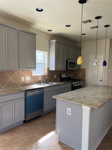 902 Brandy Street, Stafford, TX 77477