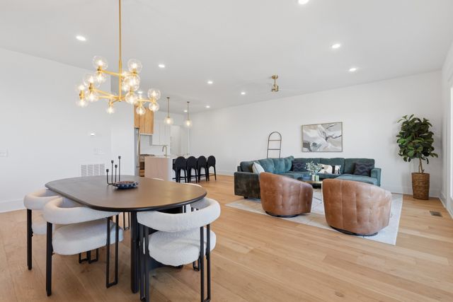6027 Hill Circle, Nashville, TN 37209