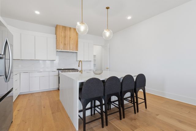 6027 Hill Circle, Nashville, TN 37209