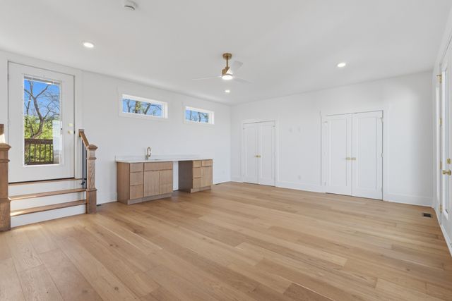 6027 Hill Circle, Nashville, TN 37209