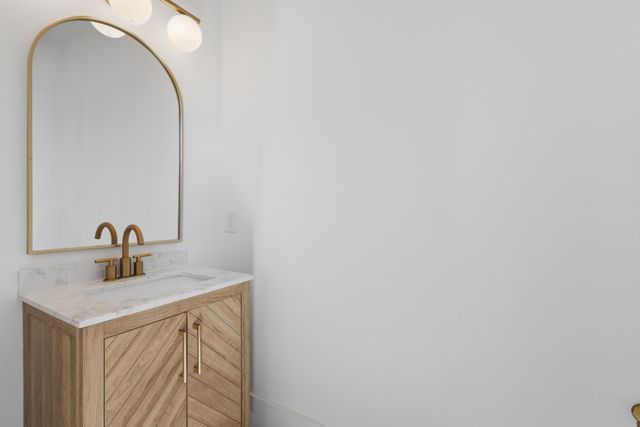 6027 Hill Circle, Nashville, TN 37209