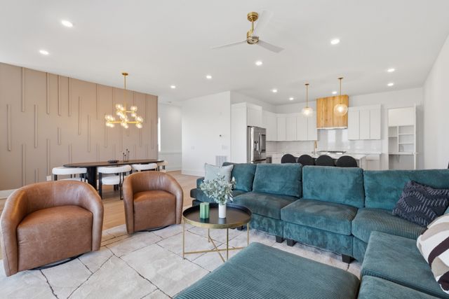 6027 Hill Circle, Nashville, TN 37209
