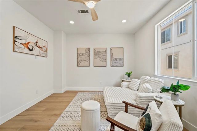 634 Meyer D, Redondo Beach, CA 90278