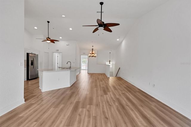 7269 FOUNTAIN PALM CIRCLE, Bradenton, FL 34203