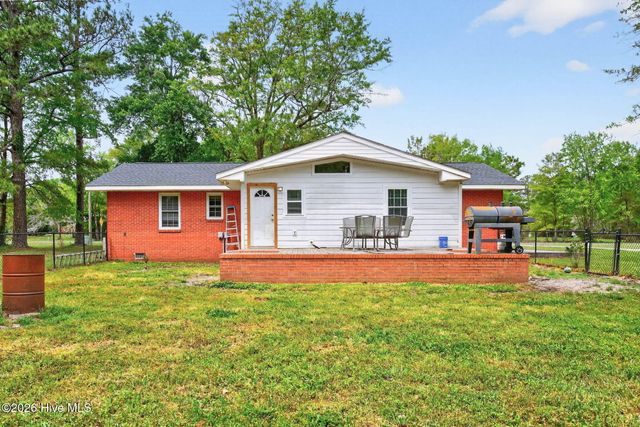 5875 Simmons Road NW, Ash, NC 28420