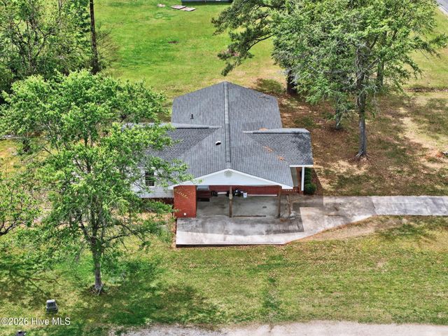 5875 Simmons Road NW, Ash, NC 28420