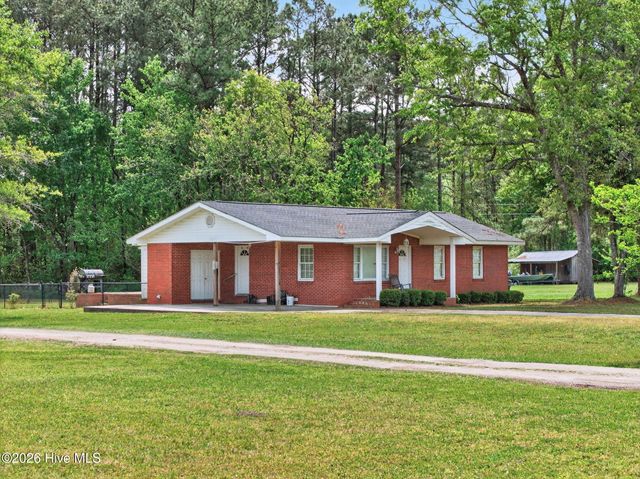 5875 Simmons Road NW, Ash, NC 28420