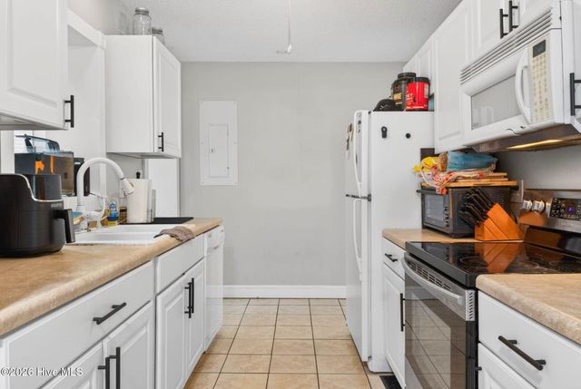 5875 Simmons Road NW, Ash, NC 28420