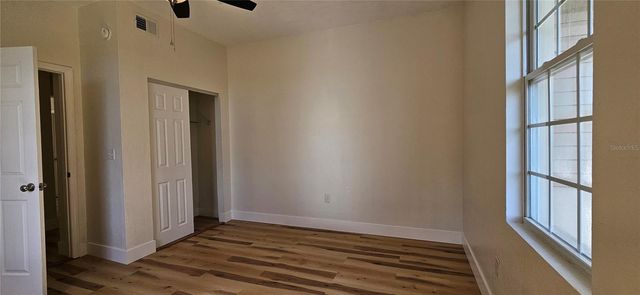 709 S HIGHLAND STREET, Mount Dora, FL 32757
