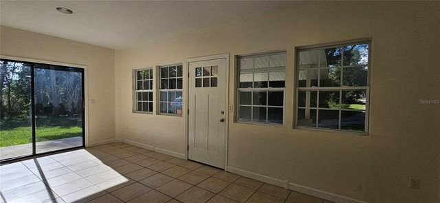 709 S HIGHLAND STREET, Mount Dora, FL 32757