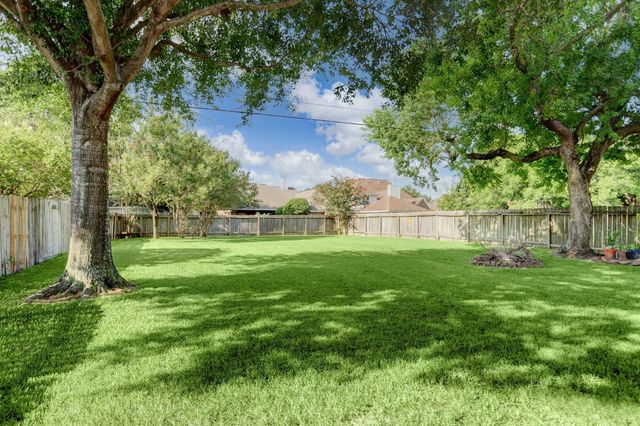 9918 Aldwell Court, Houston, TX 77064