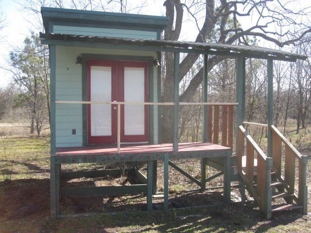 2150 Harris Street, Gainesville, TX 76240