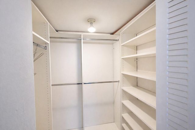 5300 NE 24th Terrace 216C, Fort Lauderdale, FL 33308