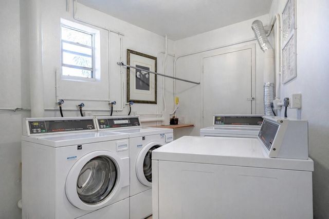 5300 NE 24th Terrace 216C, Fort Lauderdale, FL 33308