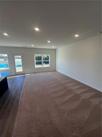 118 Lavender Circle, Calhoun, GA 30153