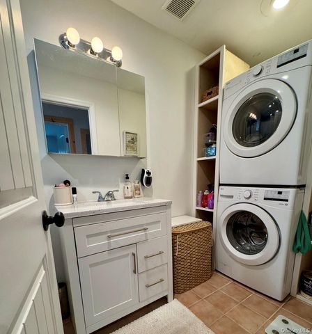 717 E Walnut Street, Long Beach, NY 11561
