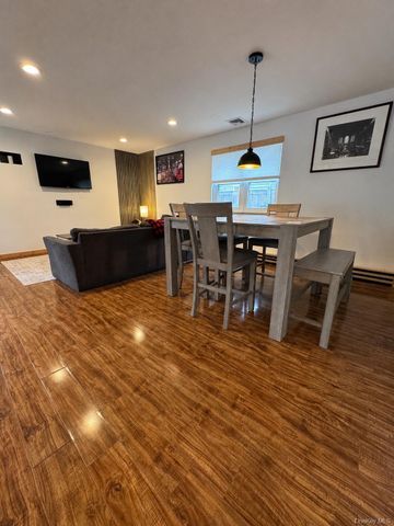 717 E Walnut Street, Long Beach, NY 11561