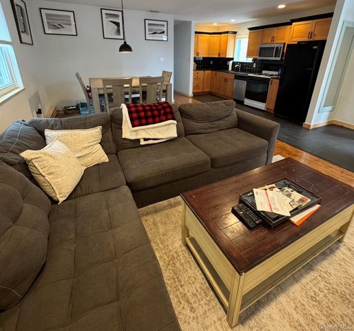 717 E Walnut Street, Long Beach, NY 11561