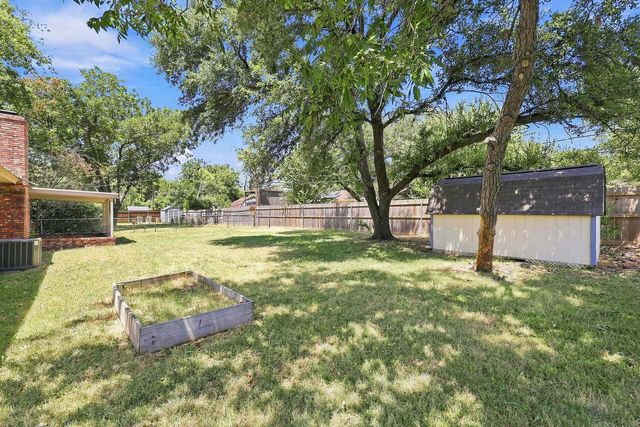 3204 Denbury Drive, Fort Worth, TX 76133