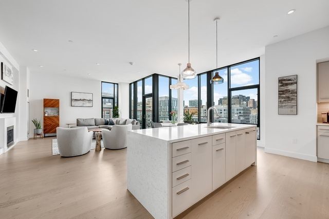 40 Traveler St PH802, Boston, MA 02118