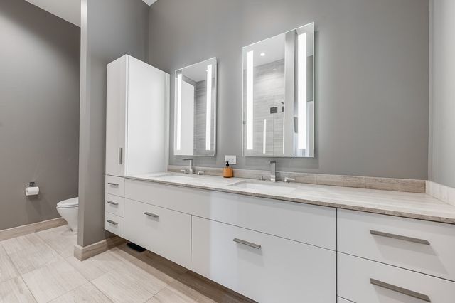 40 Traveler St PH802, Boston, MA 02118