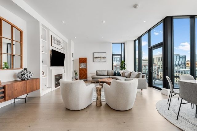 40 Traveler St PH802, Boston, MA 02118