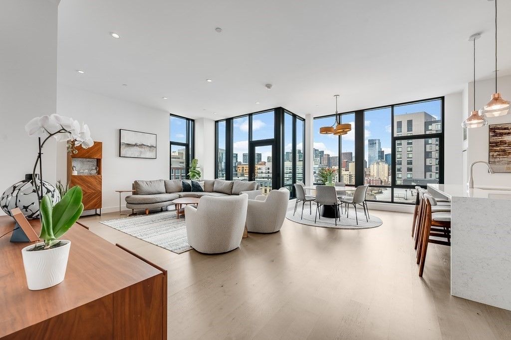 40 Traveler St PH802, Boston, MA 02118