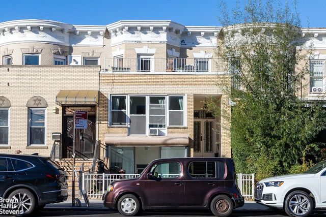 96 W END Avenue, New York City, NY 11235