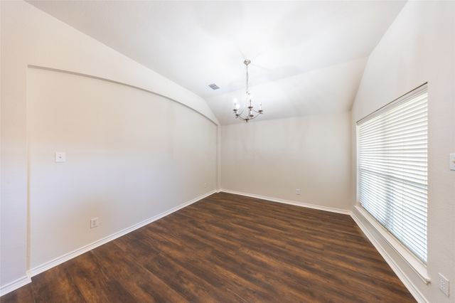 604 Beeman Drive, Arlington, TX 76002