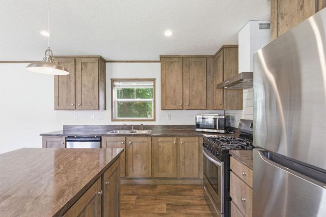 10162 Pierce Place NE, Blaine, MN 55434