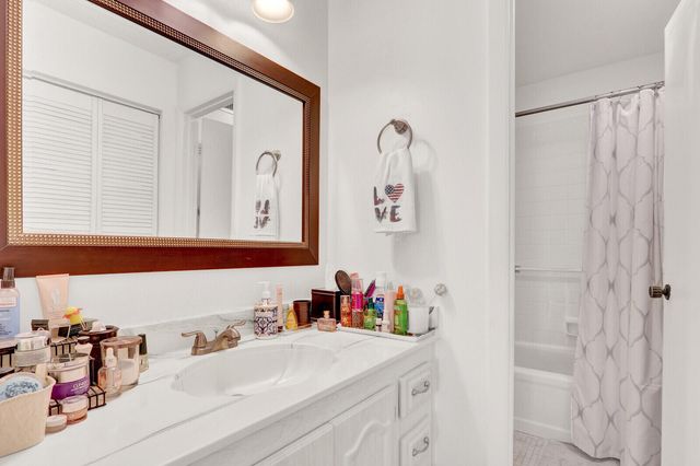 615 Laconia Circle A, Lake Worth, FL 33467