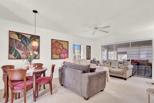 615 Laconia Circle A, Lake Worth, FL 33467