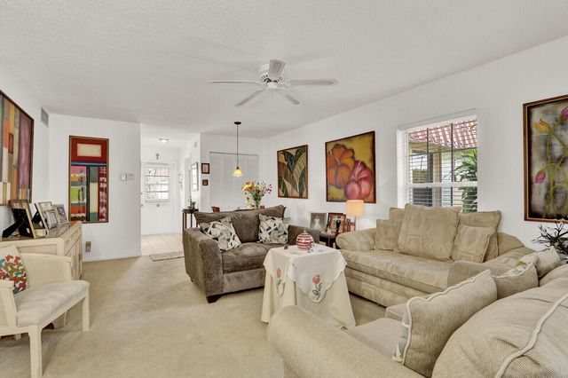 615 Laconia Circle A, Lake Worth, FL 33467