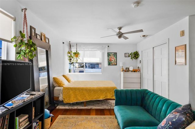 731 6th St 201-E, Miami Beach, FL 33139