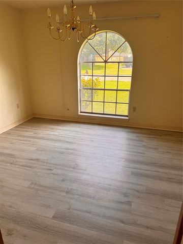 3400 Coachman Drive, Baytown, TX 77521