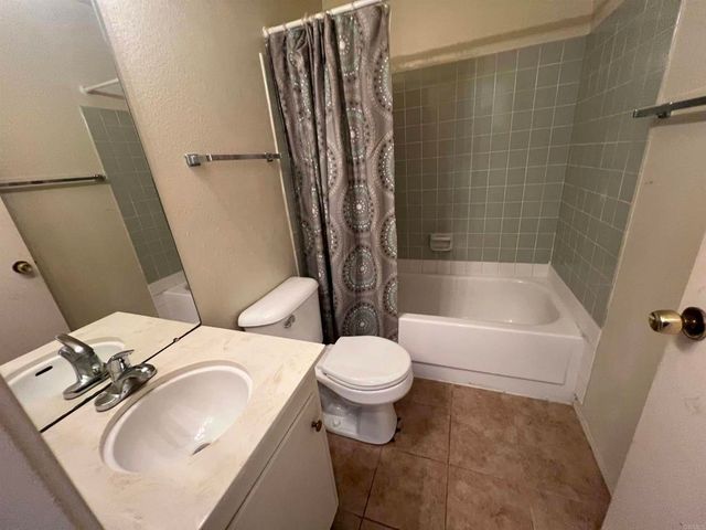 4241 Loma Riviera Lane, San Diego, CA 92110