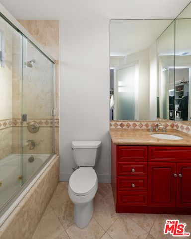 138 Voyage Mall, Marina Del Rey, CA 90292