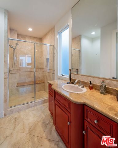 138 Voyage Mall, Marina Del Rey, CA 90292