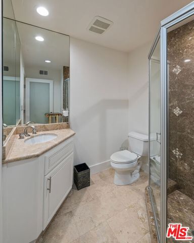 138 Voyage Mall, Marina Del Rey, CA 90292